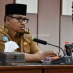 DPRD Kota Setujui 6 Raperda, Wali Kota Helmi Ucapkan Terima Kasih