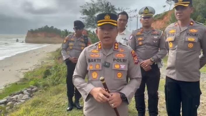 Kapolres Bengkulu Utara Tinjau Titik Rawan Abrasi di Jalur Lintas Barat Sumatra