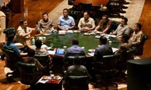 Rapat-di-Hambalang-Presiden-Prabowo-Evaluasi-Penanganan-Karhutla-Kalimantan-dan-Pemulihan-Pascagempa-NTT
